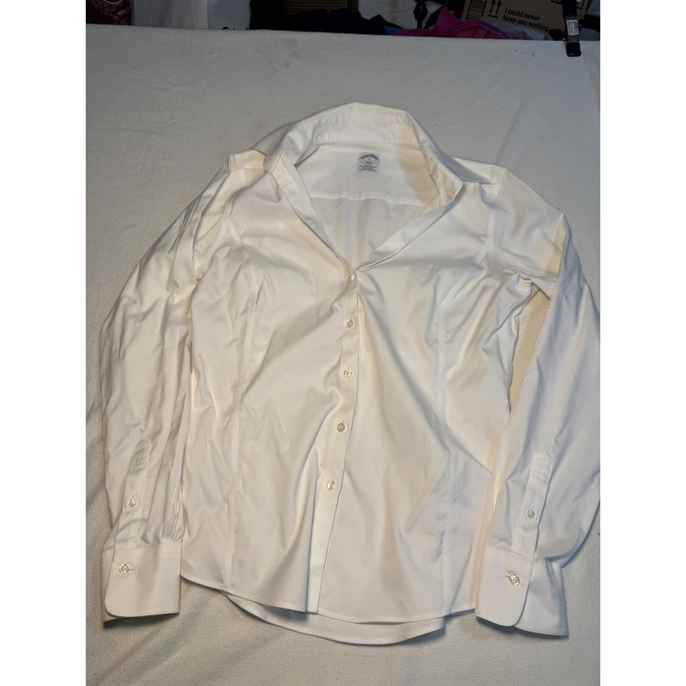 Brooks Brothers 346 Womens 8 White Non-Iron Stretch Fitted Button Down Shirt